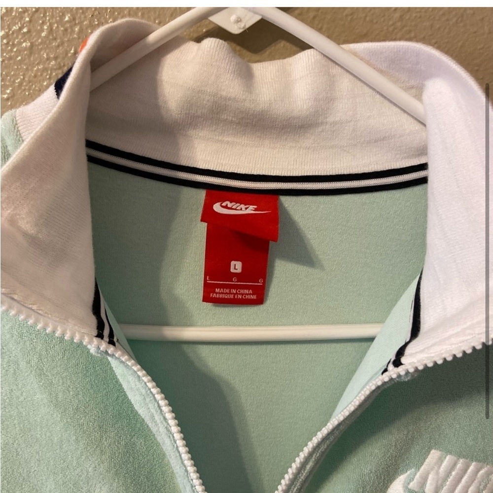 NWOT blue Nike Zip Jacket - Picture 3 of 3